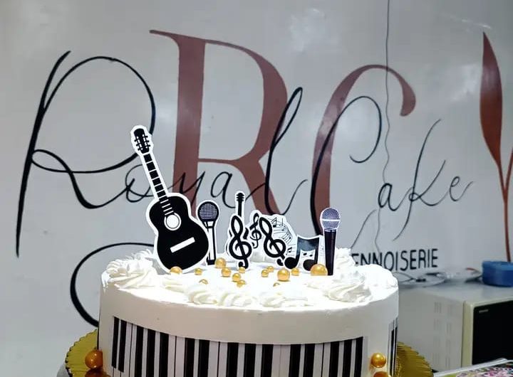 royal cake